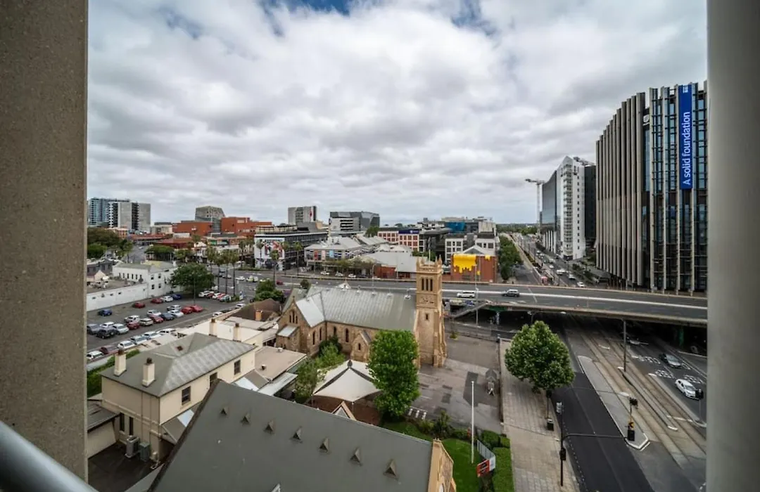 The North Star - Modern Cbd Escape With Pool & Sauna-1