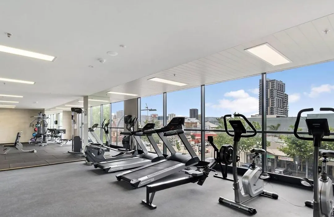 'Adelaide Azure' Scenic Cbd Living With Rooftop Pool-1