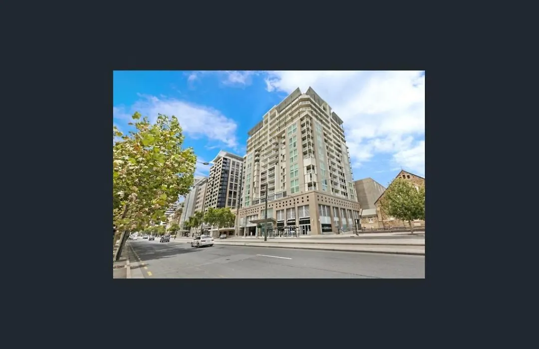 Happy Bnb Deluxe Suit In Adelaide Cbd-1