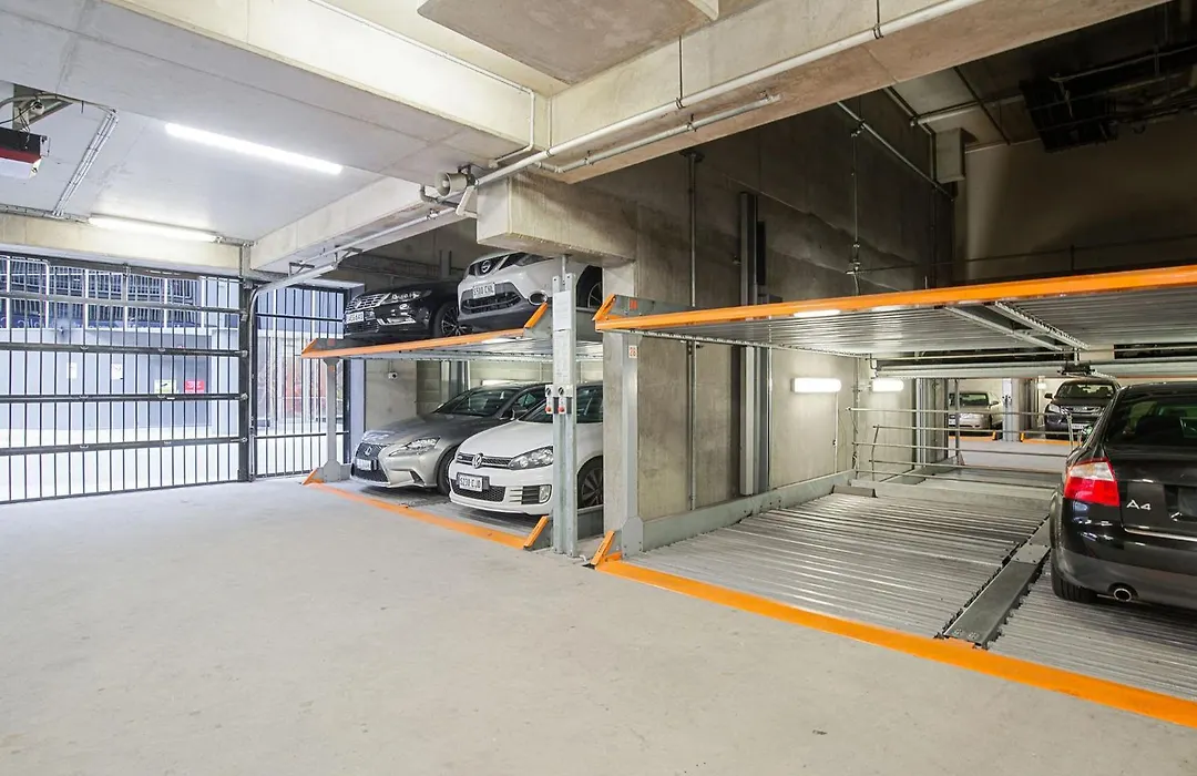 The Waymouth Executive I Workspace I Free Parking-1
