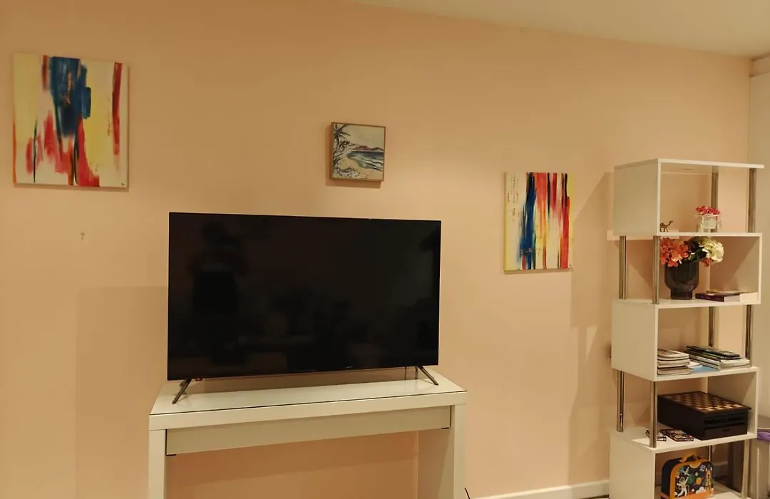 Luxury 2Br Apartment In The Heart Of Cbd-1