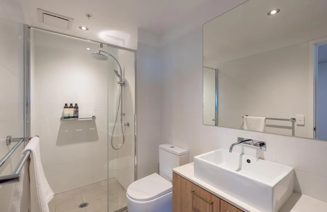Luxury Apartment On Franklin-3Bd-1