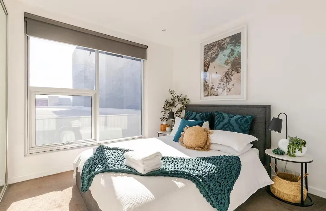 Lux 2Br Apt On Hindmarsh Sq-Pool-Gym-Parking-1