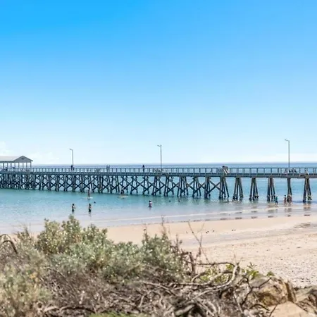 'The Grange' Coastal Charm Near Henley Beach-3