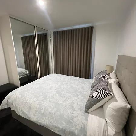Adelaide Central Apartment - 3Br, 2Bath & Carpark-3