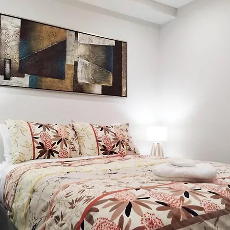 Stylish 2Br Cbd Apartment At The Balfours With Free Parking-2