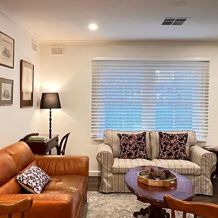 Cozy Lovely Flat 3Km To Cbd-3