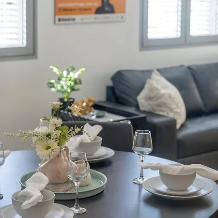 Artful Escape On York - Walkable Location In The Cbd-3