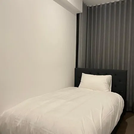 Luxury 3 Bedroom Apt With Pool-Gym-Sauna-Steam Room-3