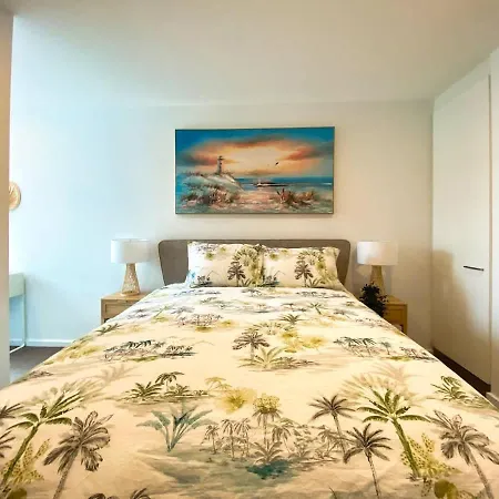 Stunning 2Br Apt @ Adelaide Cbd With Pool-Gym-Bbq-3