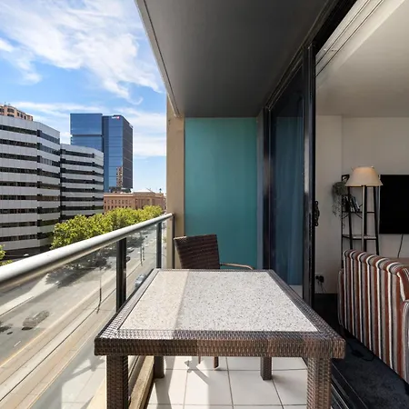 New Heights On North Terrace - 2Br Cbd Views Pool-2