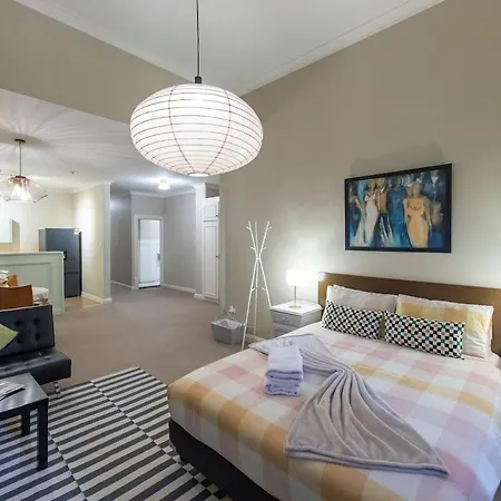 French Flair In The Heart Of Cbd-3