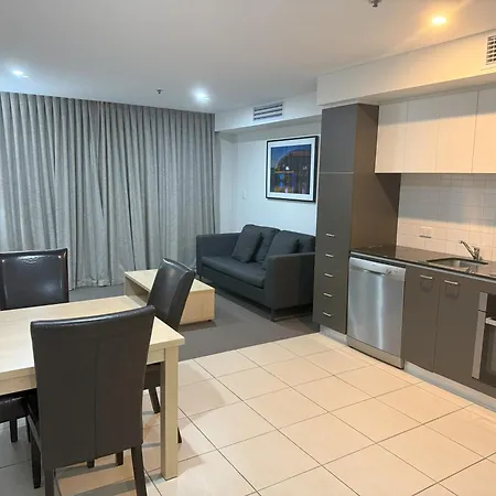 Happy Bnb On Adelaide Cbd-2