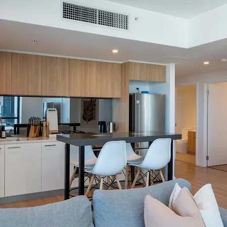 Luxury Apartment On Franklin-3Bd-3