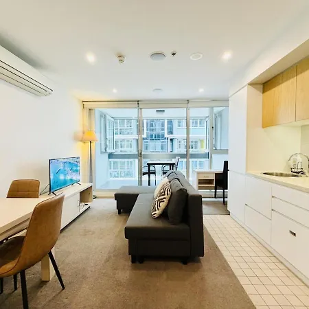 Stylish 2Br Cbd Apartment At The Balfours With Free Parking-3