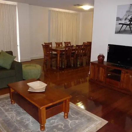 City Getaway 3 Bedroom Adelaide'S East End-2