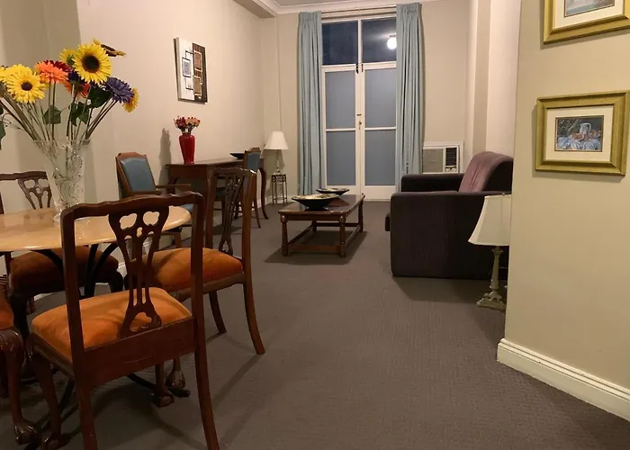 Boutique Apartment In The Heart Of Adelaide Cbd
