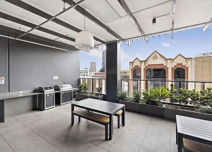 Ambrosia - East End Hillside Haven Apartment Adelaide