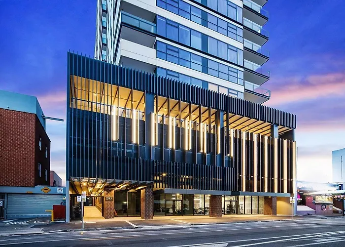 Ambrosia - East End Hillside Haven Apartment Adelaide