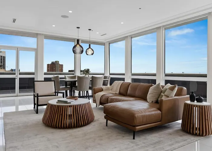 Swainson At M1 - Penthouse Apartment Adelaide
