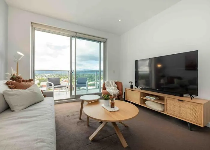City Apartment, Pool & Carpark Adelaide
