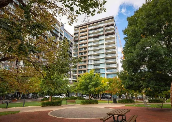 City Apartment, Pool & Carpark Adelaide