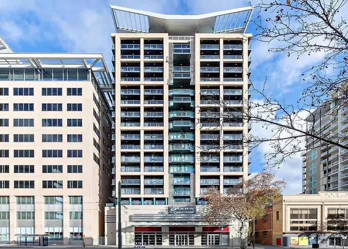Lily - North Terrace Cityscape Residence Adelaide