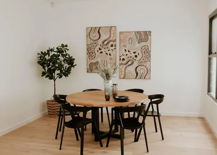 Sylo Luxury Apartments - Penthouse With City Views Adelaide