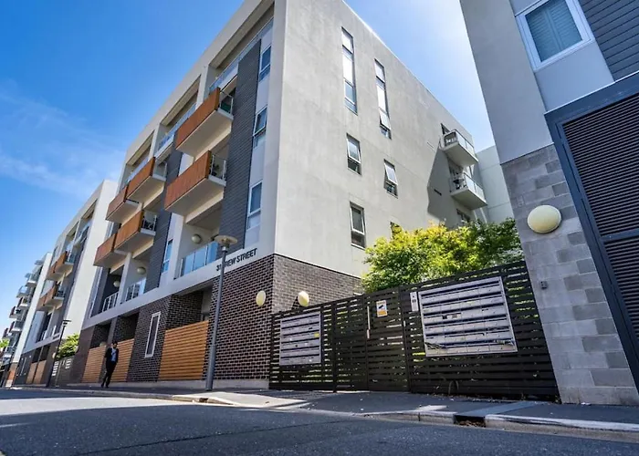 Floral On Frew Adelaide Apartment