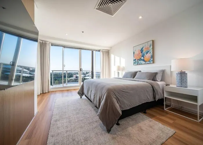The Views Penthouse - Cityscape & Parkland Scenery Adelaide
