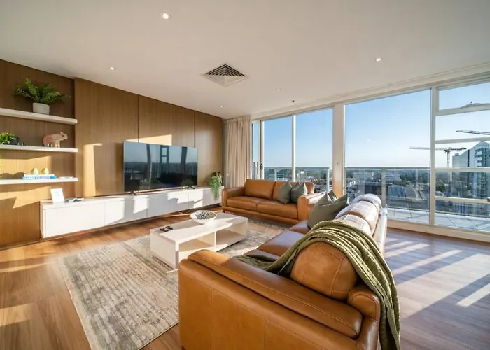 The Views Penthouse - Cityscape & Parkland Scenery Adelaide