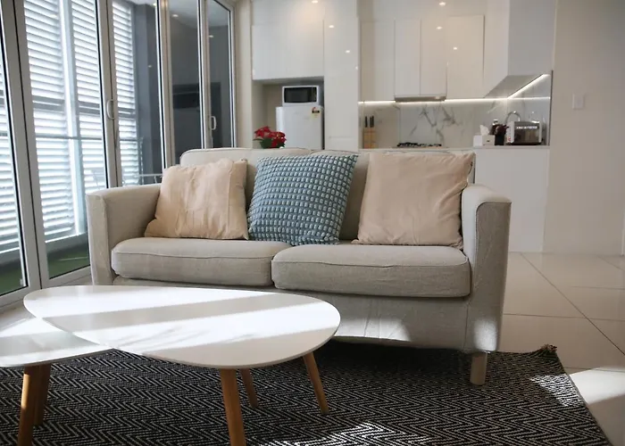 Adelaide Cbd Bluebird Apartment