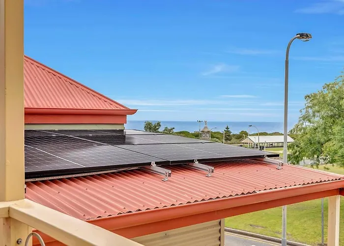 The Seaside Loft - A Breezy Beachside Lifestyle Adelaide