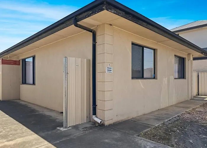 'The Grange' Coastal Charm Near Henley Beach Adelaide