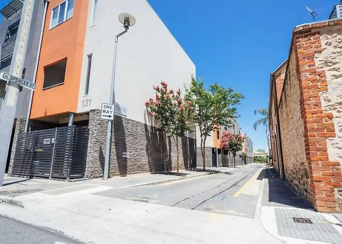 Nirvana On Gray - 2Br Staycation Wifi Adelaide