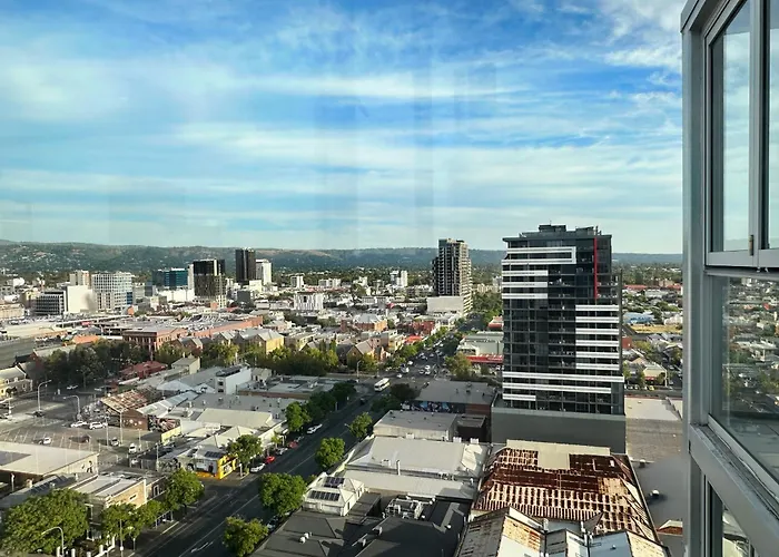 Penthouse Sky View Apartment Cbd 2Br Apartment With Balcony Adelaide