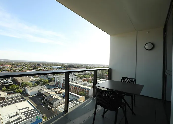 CBD Skyview: Urban Oasis with Panoramic Views Apartment Adelaide