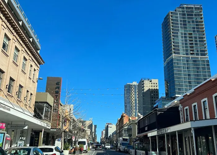 Entire 2Br Central Apt 1004 Adelaide
