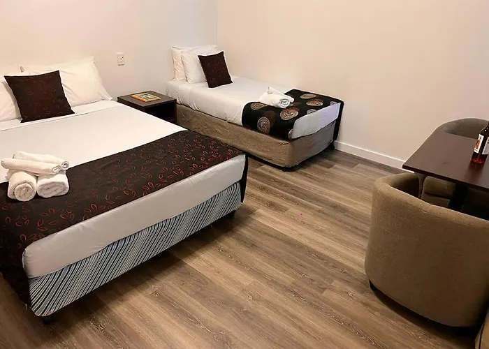 City Entire Ensuite Room 304 Adelaide
