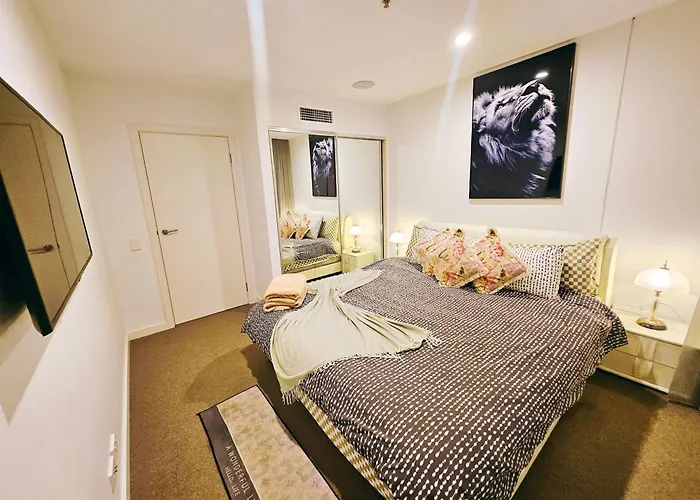 Eden - Fast & Furious 伊甸园 - 速度与激情 Apartment Adelaide