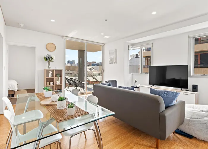 Parkland Vista Luxury Retreat Apartment Adelaide