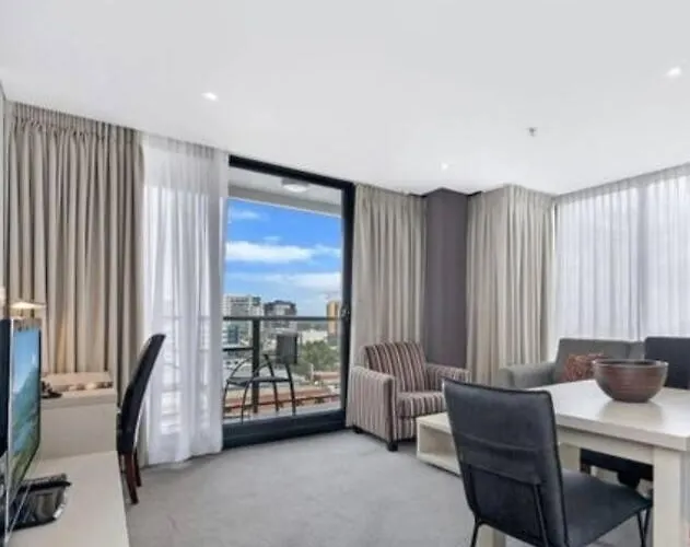 2Br Apartment With City View Adelaide