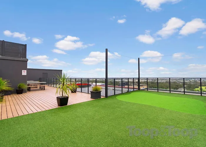 City Apartment View Pool Gym Free Park Adelaide
