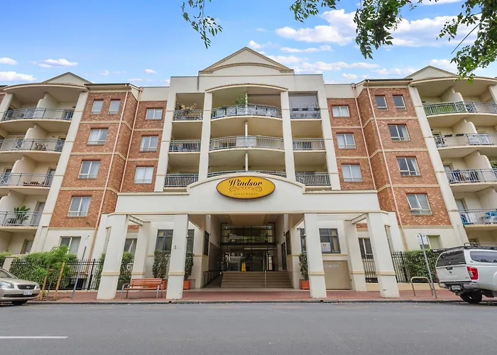 Chic East End Apartment Adelaide