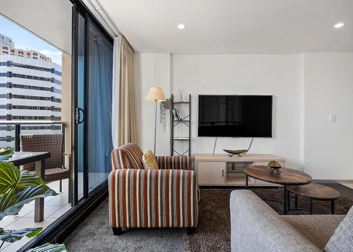 New Heights On North Terrace - 2Br Cbd Views Pool Apartment Adelaide