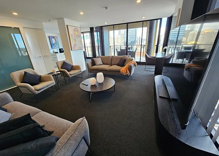 Onyx On North Terrace - Central Penthouse With Pool Adelaide