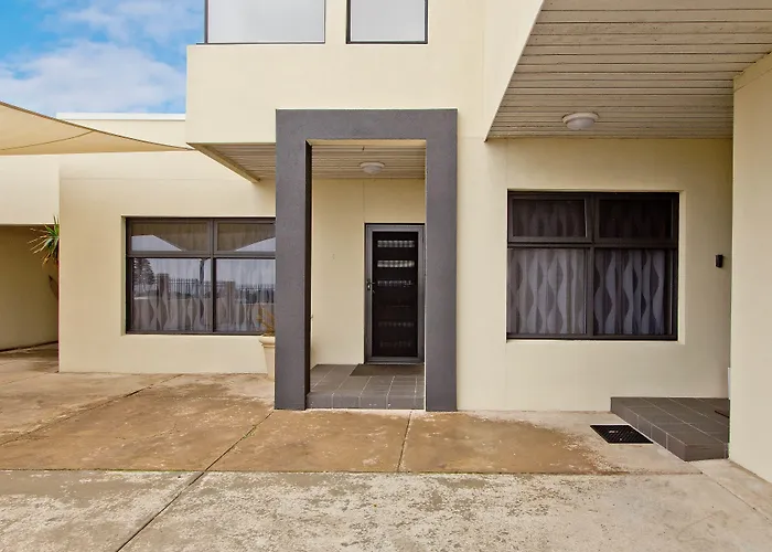 Atlantic West Beach Apartments Adelaide