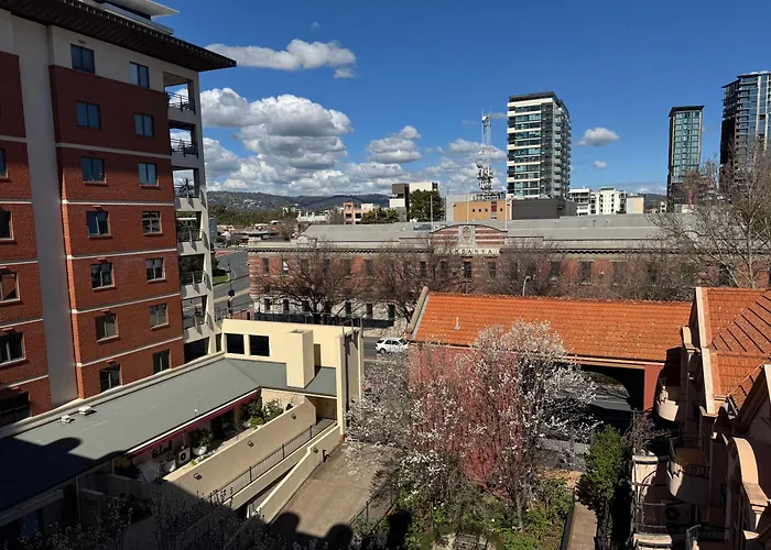 East End, 2 Bedroom Apartment, In Ideal Location Adelaide