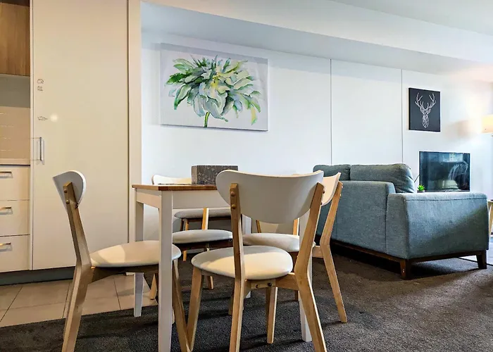 Walk To Central Market Parking Gym&Pool City View Adelaide