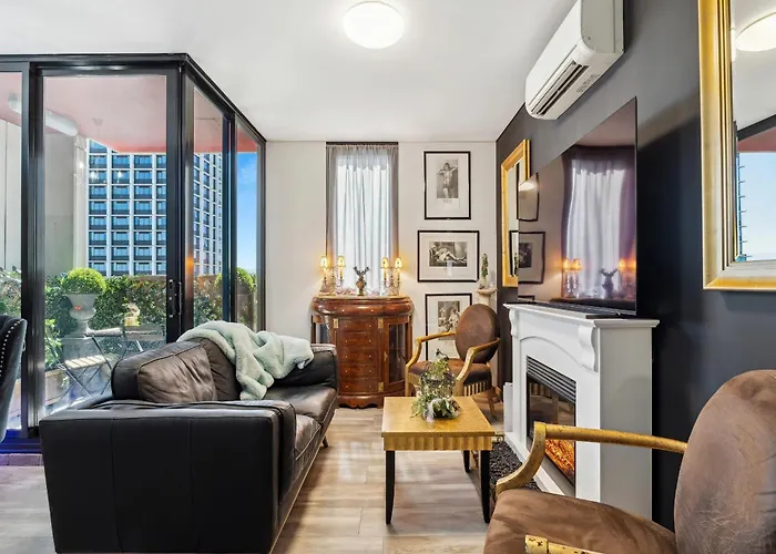 Winter Cbd Retreat,Fireplace,Free Secure Parking, Balcony, Netflix, Free Wifi, Walk To Rundle St, Uniadelaide, Casino, Pubs, Cafes